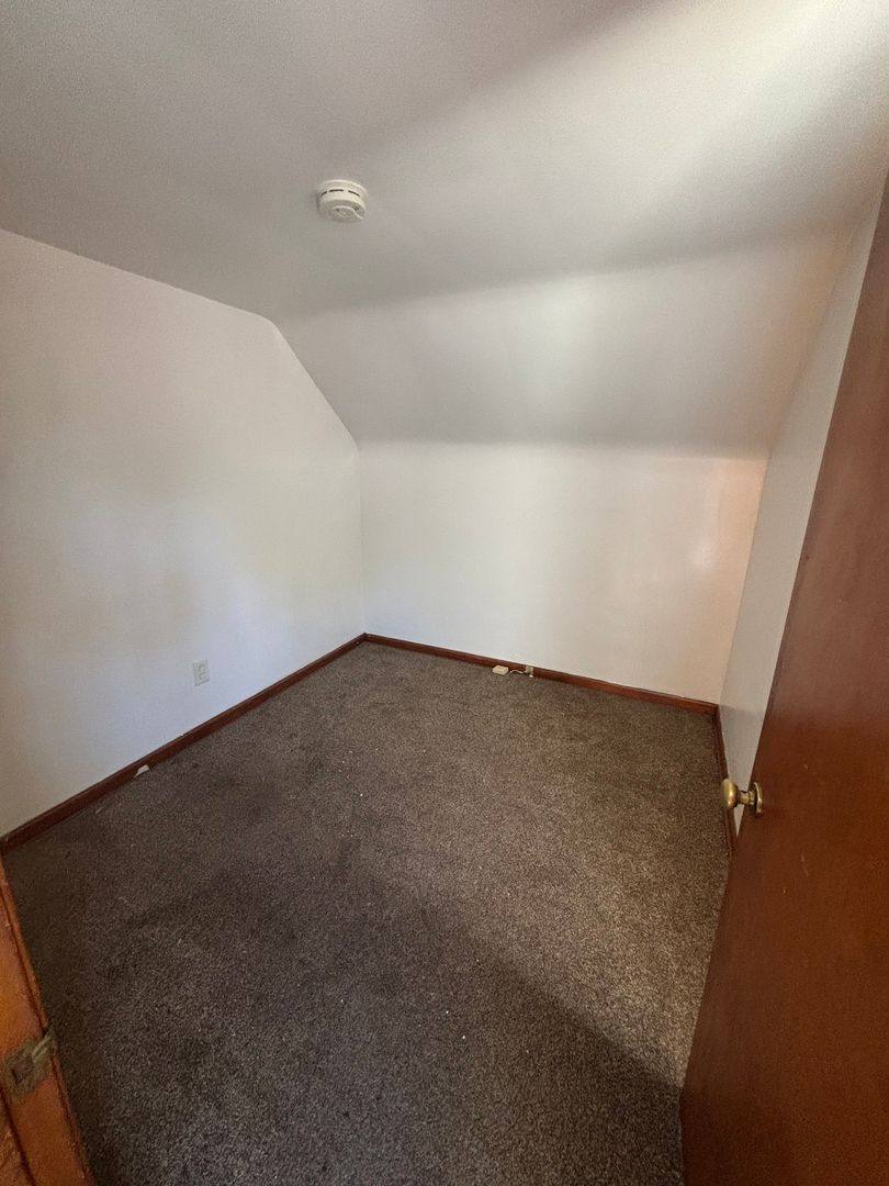 House for rent at 800 London Rd, Cleveland, OH 44110