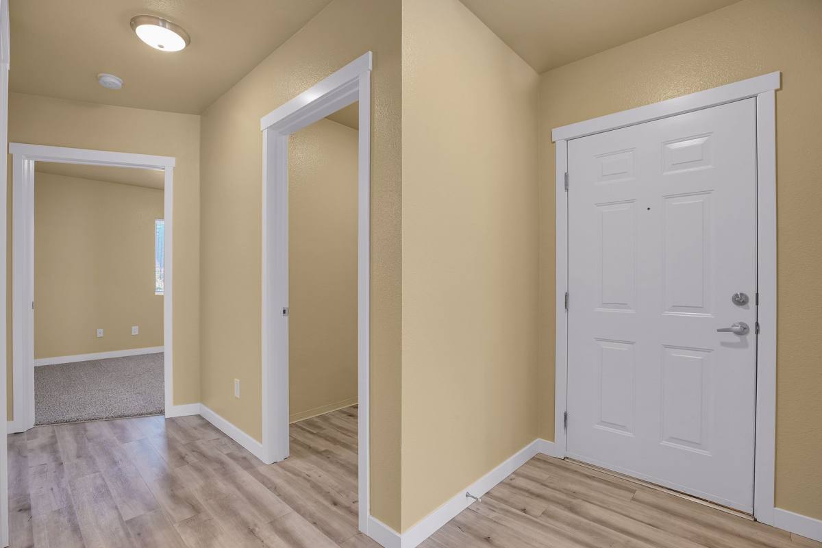 Apartment for rent at 1194 Barnes Road, SE, Salem, OR 97306