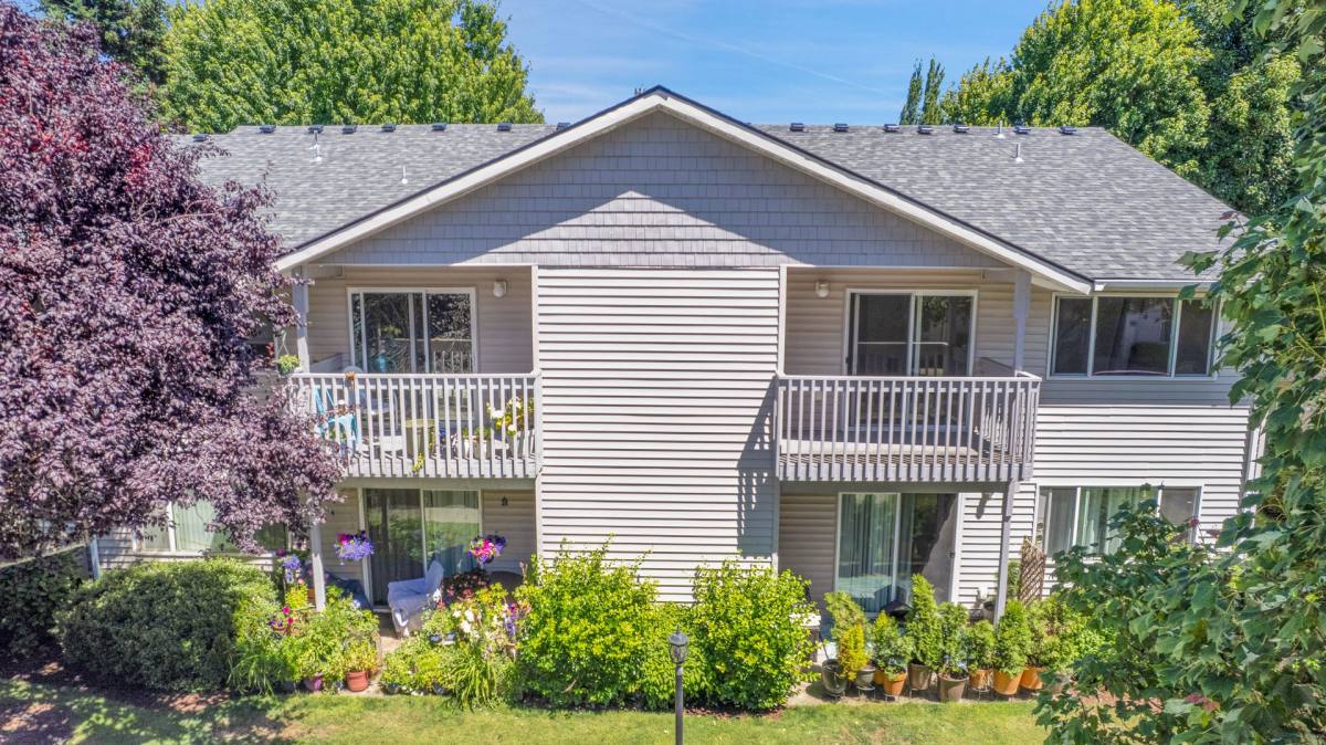Apartment for rent at 1194 Barnes Road, SE, Salem, OR 97306