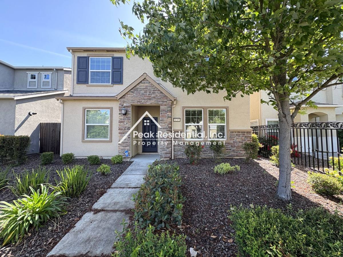 House for rent at 8215 Winterhead Lane, Sacramento, CA 95823