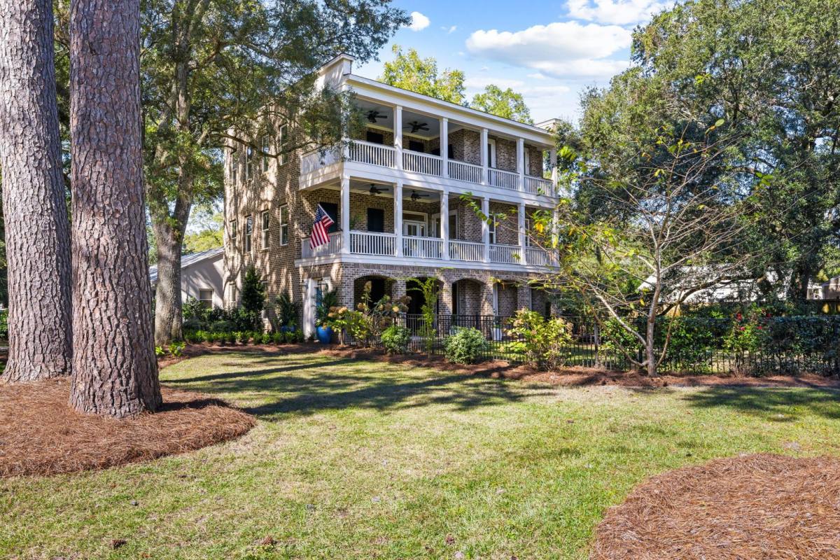 House for rent at 2112 Parkway Dr, Charleston, SC 29412
