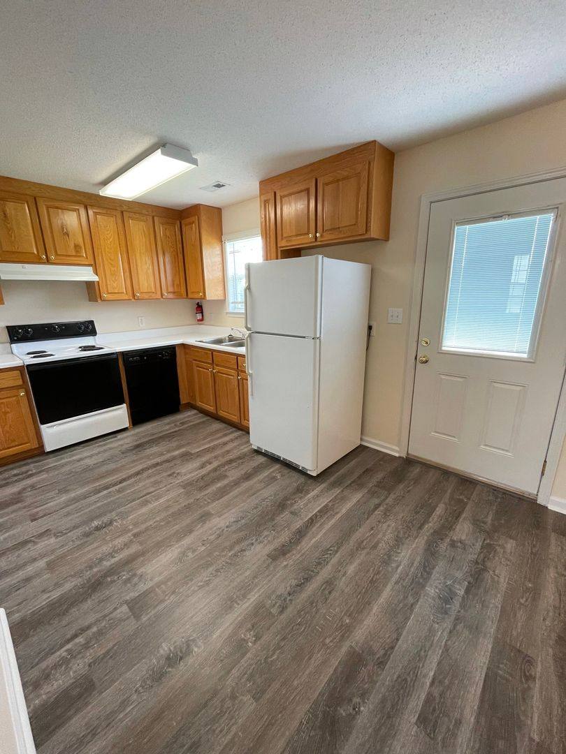 Townhouse for rent at 601 Main St, Lillington, NC 27546