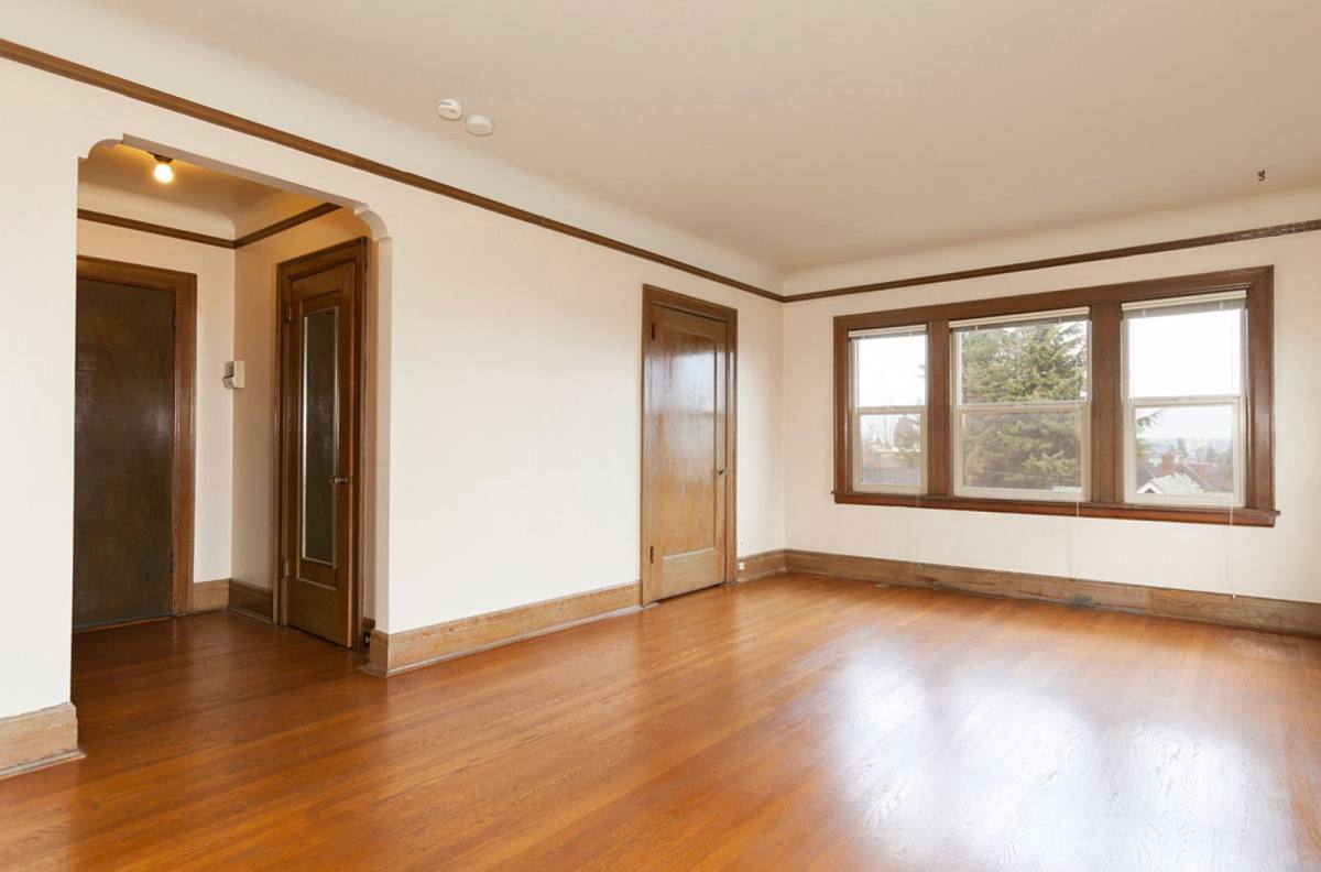 Apartment for rent at 411 N 63rd St, Seattle, WA 98103