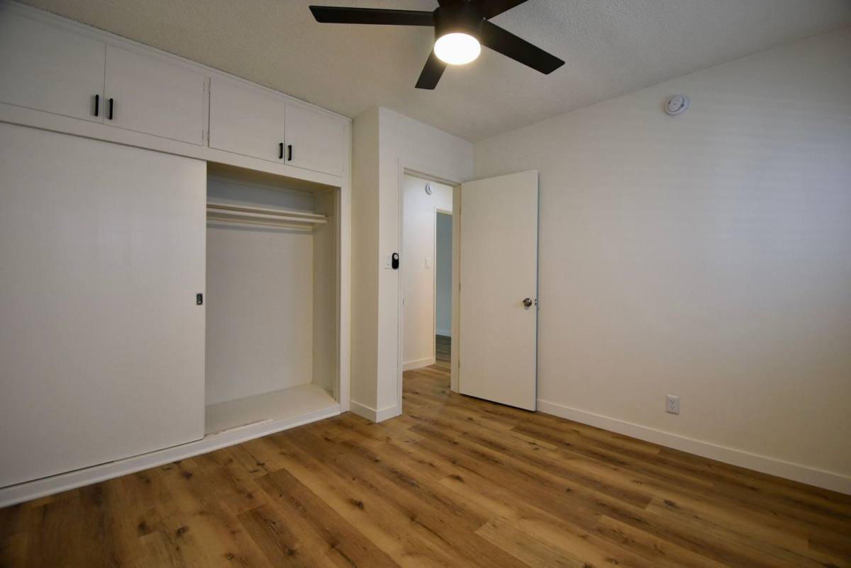 Apartment for rent at 527 N Serrano Ave, Los Angeles, CA 90004