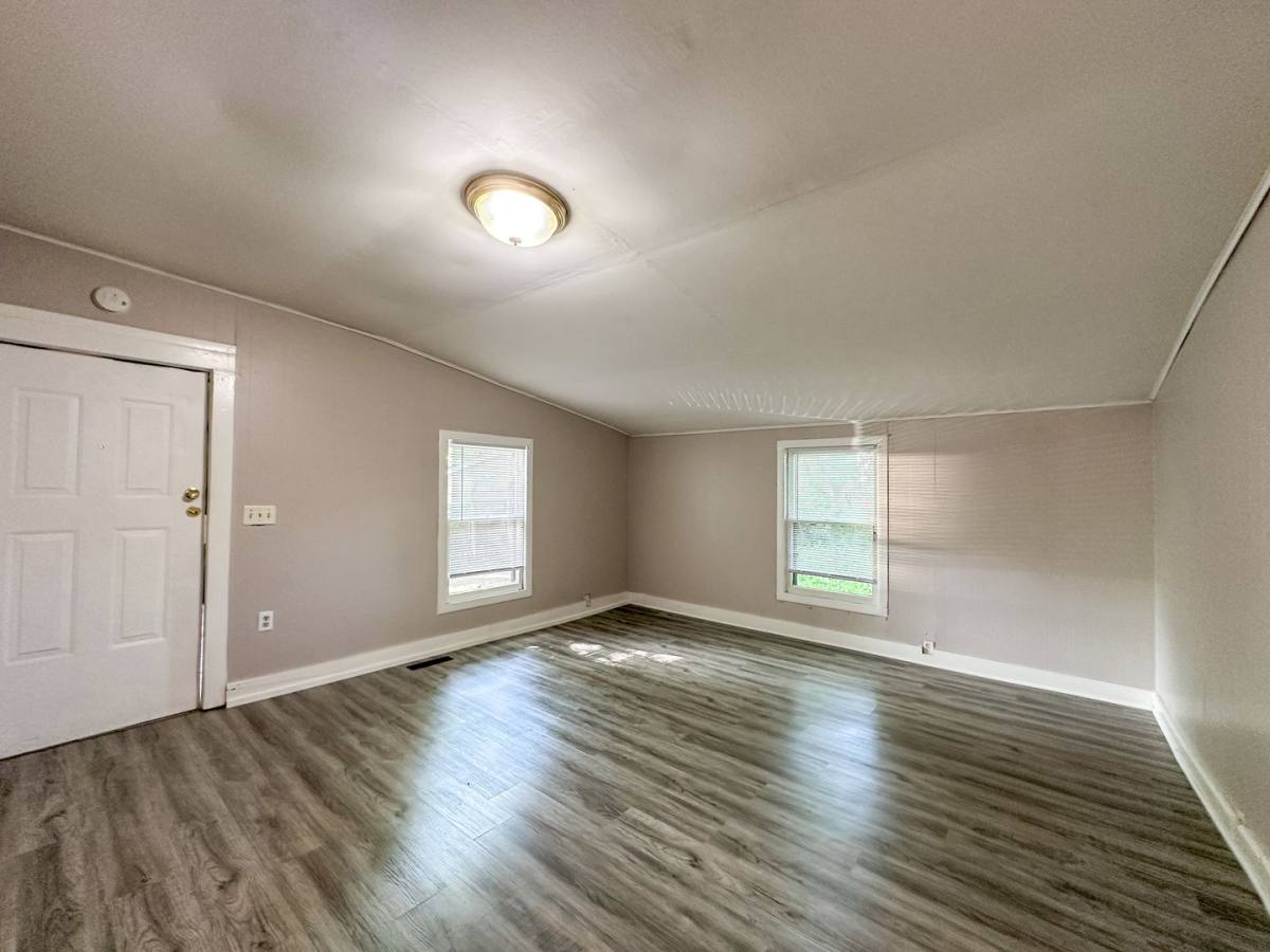 House for rent at 1244 Wieland Place NW, Grand Rapids, MI 49504