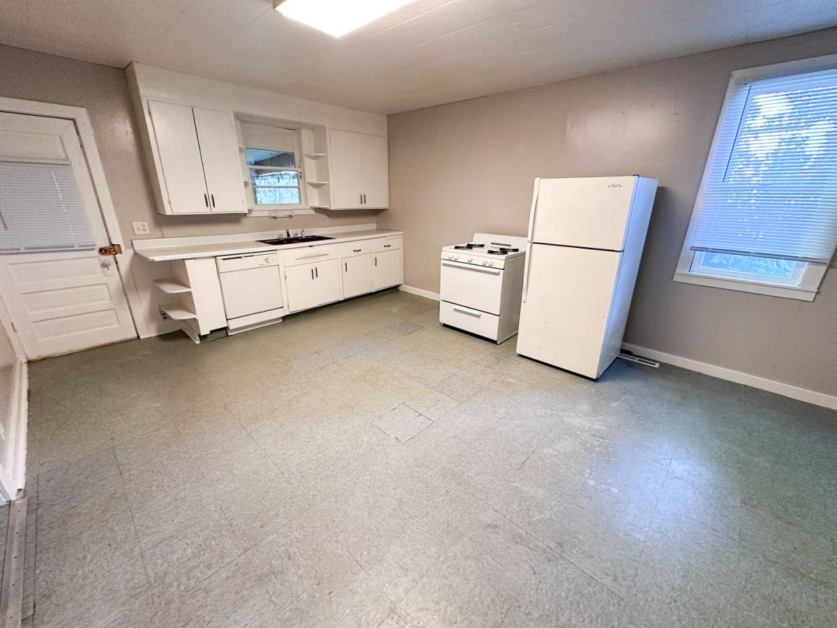 House for rent at 1244 Wieland Place NW, Grand Rapids, MI 49504