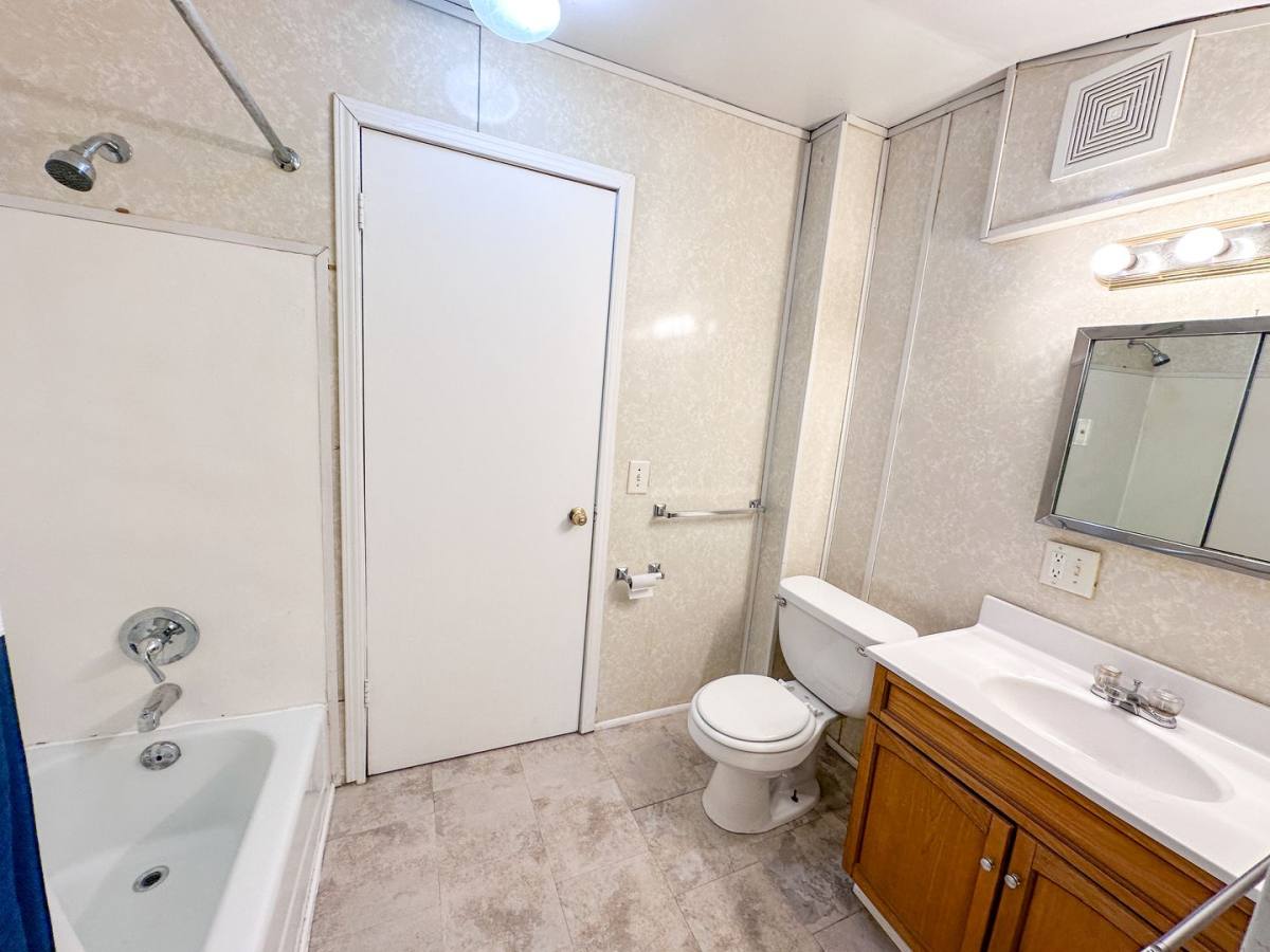 House for rent at 1244 Wieland Place NW, Grand Rapids, MI 49504