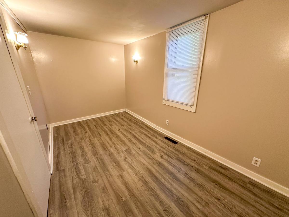 House for rent at 1244 Wieland Place NW, Grand Rapids, MI 49504