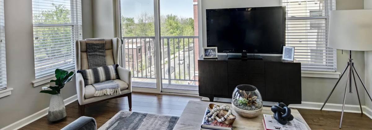 Apartment for rent at 737 Chicago Ave, Evanston, IL 60202
