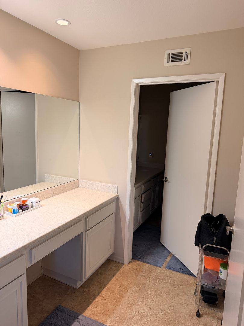 Townhouse for rent at 17105 Village, Camarillo, CA 93012