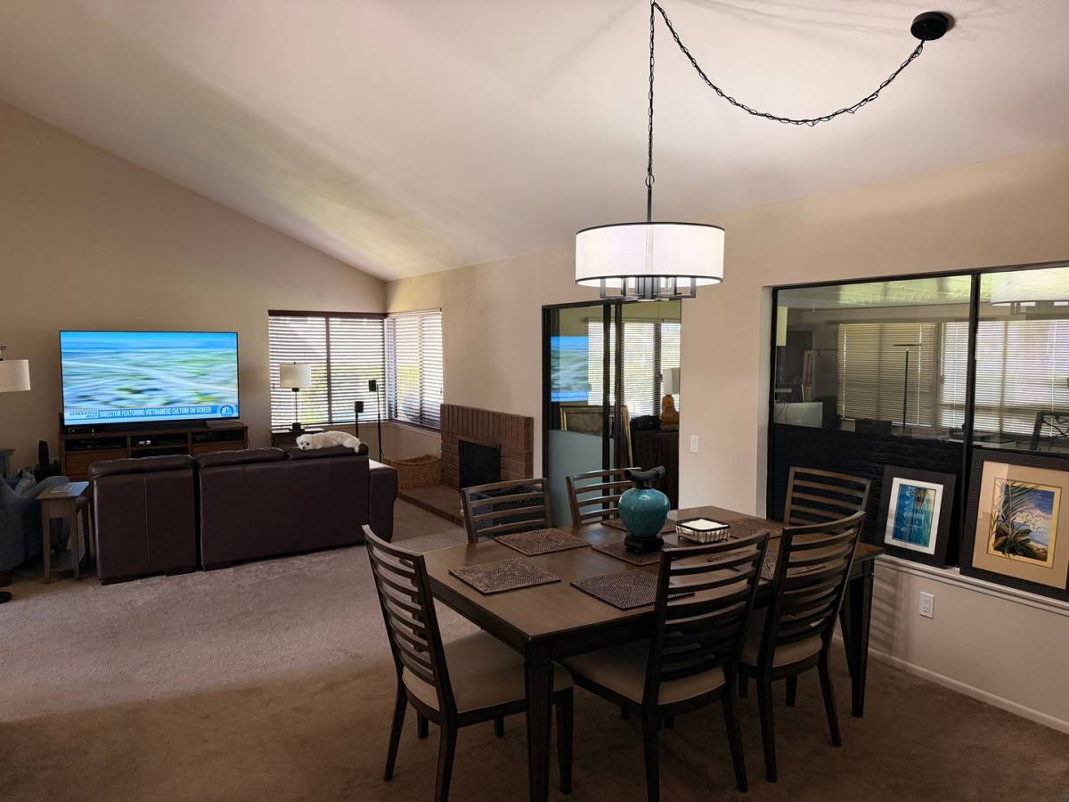 Townhouse for rent at 17105 Village, Camarillo, CA 93012
