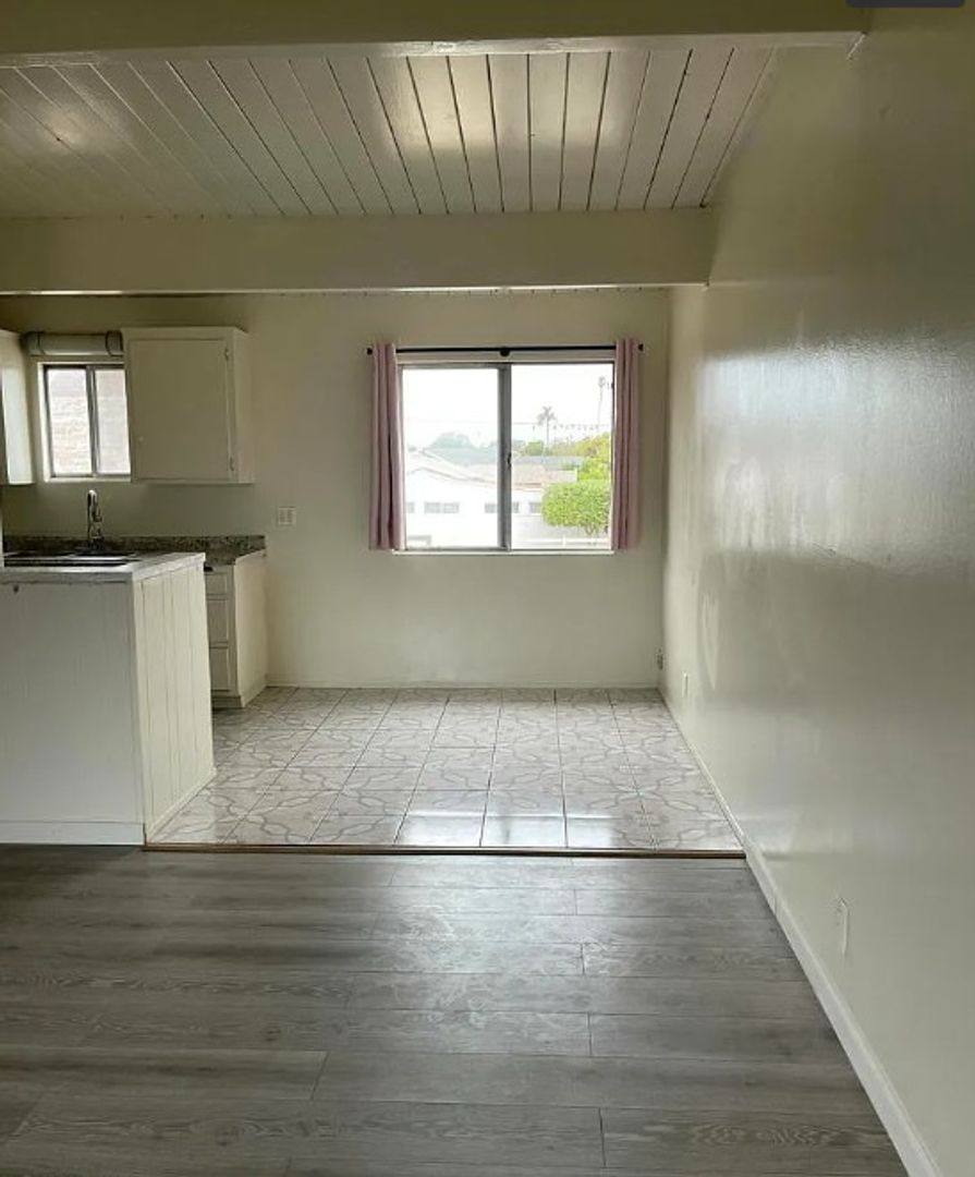 Apartment for rent at 712 S G St, Oxnard, CA 93030