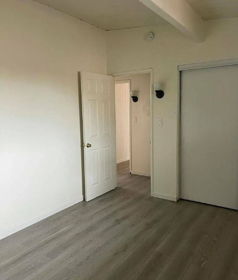 Apartment for rent at 712 S G St, Oxnard, CA 93030