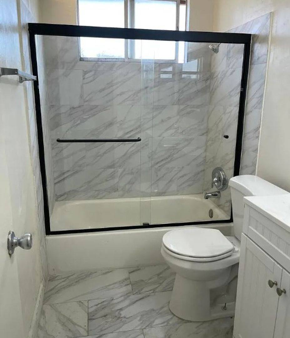 Apartment for rent at 712 S G St, Oxnard, CA 93030