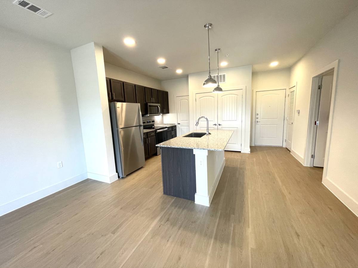 Apartment for rent at 350 Star Ranch Blvd, Hutto, TX 78634