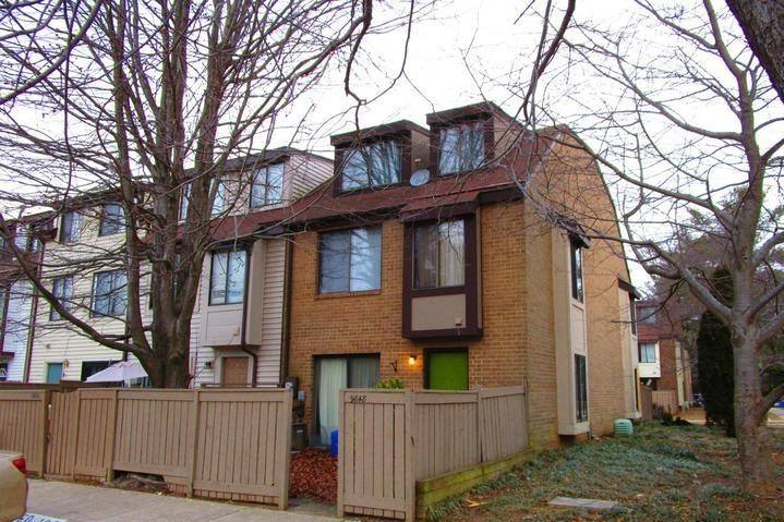Townhouse for rent at 9848 Brookridge Court, Montgomery Village, MD 20886
