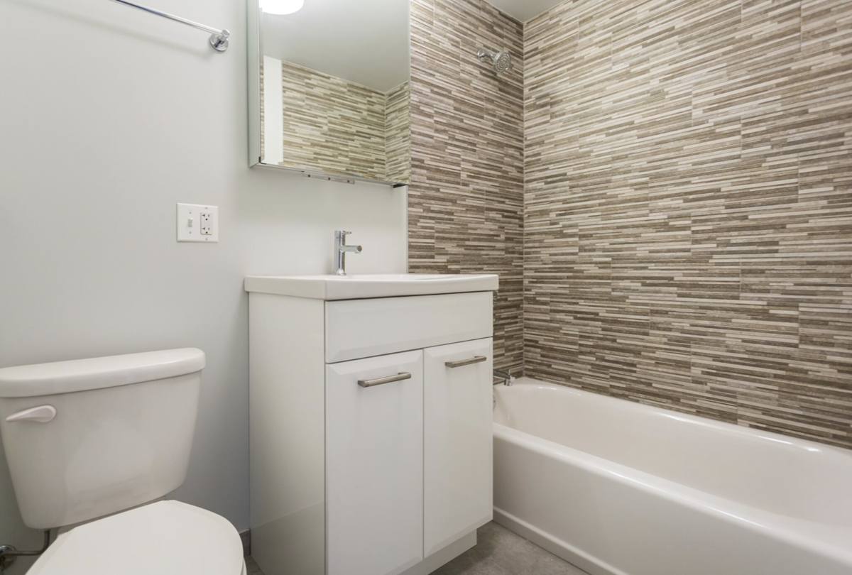 Apartment for rent at 6119 N Kenmore Ave, Chicago, IL 60660