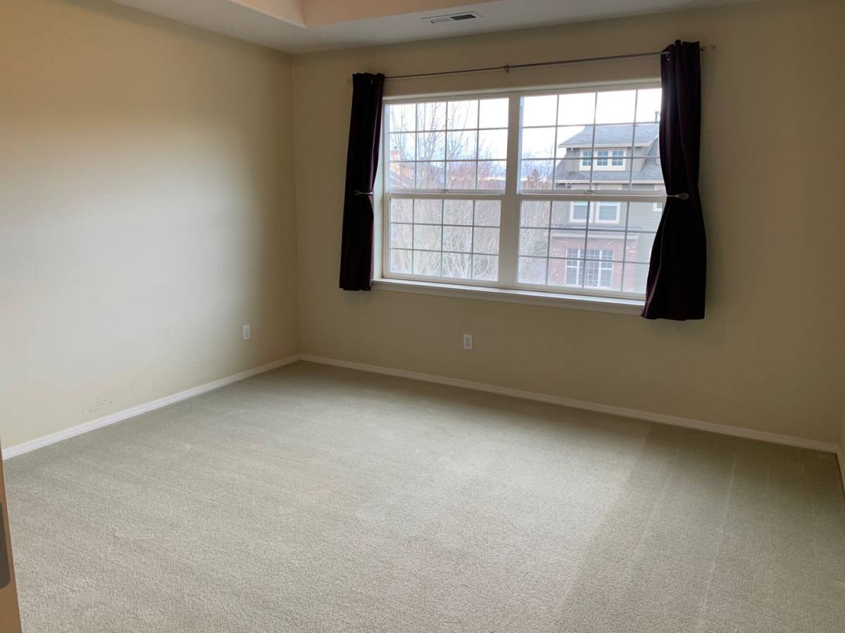 Townhouse for rent at 6031 NE Maidstone St, Hillsboro, OR 97124