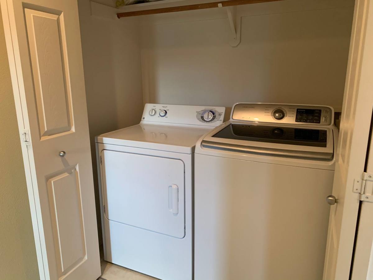 Townhouse for rent at 6031 NE Maidstone St, Hillsboro, OR 97124