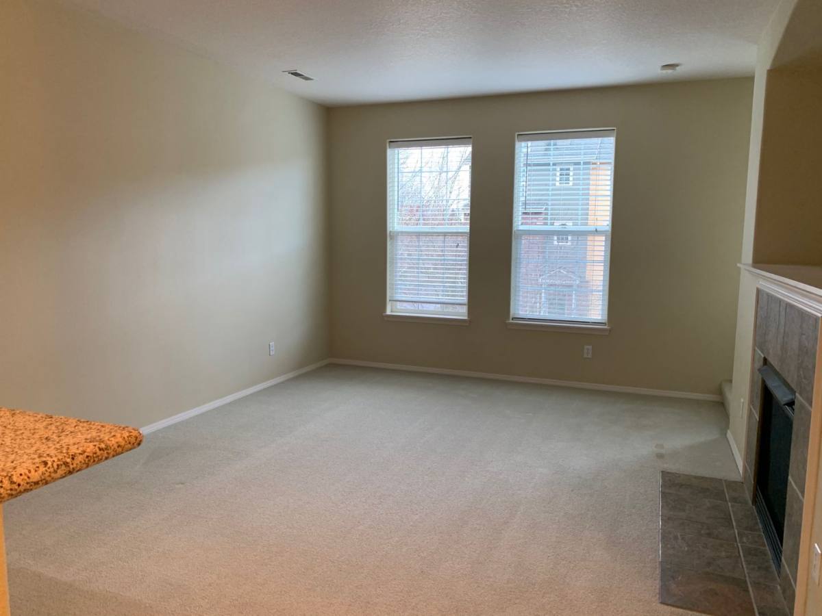 Townhouse for rent at 6031 NE Maidstone St, Hillsboro, OR 97124
