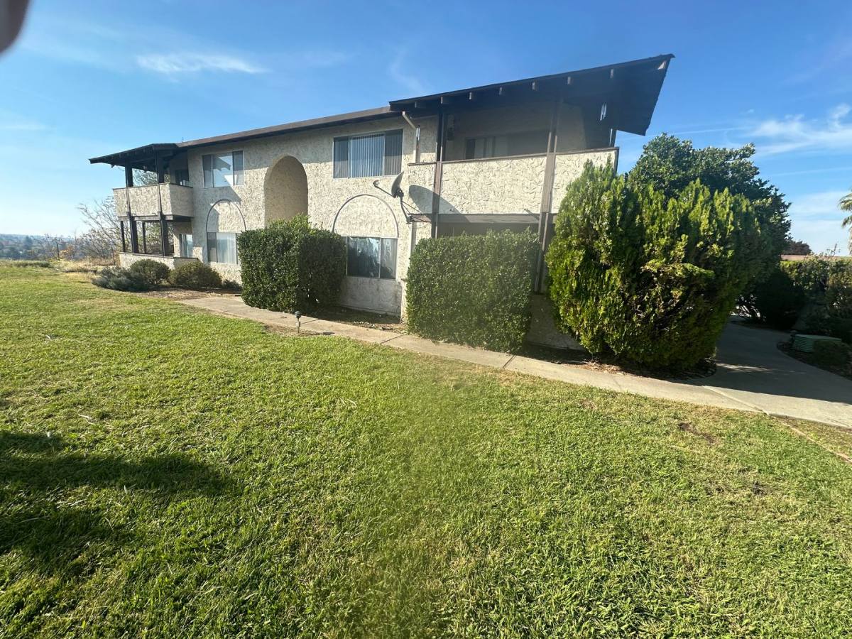 Apartment for rent at 85 Grand Ave, Oroville, CA 95965