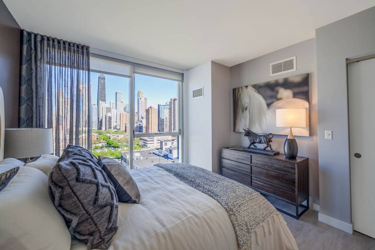 Apartment for rent at 905 N Orleans St, Chicago, IL 60610
