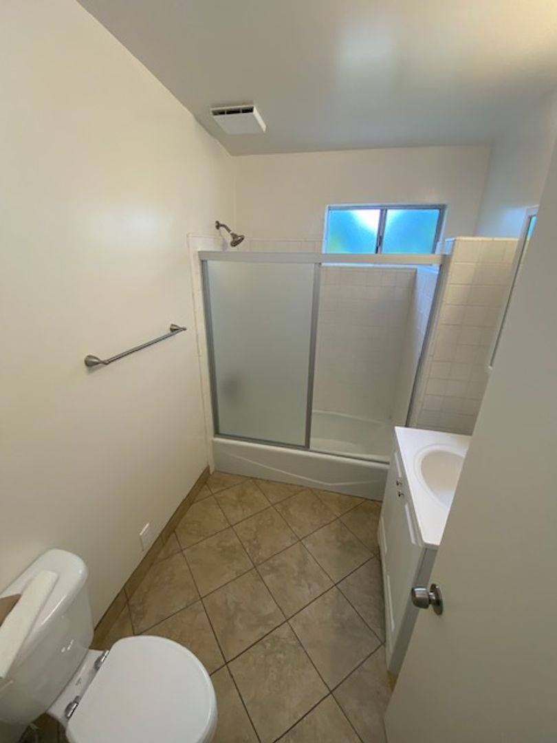 Apartment for rent at 2009 Vanderbilt Lane, Redondo Beach, CA 90277