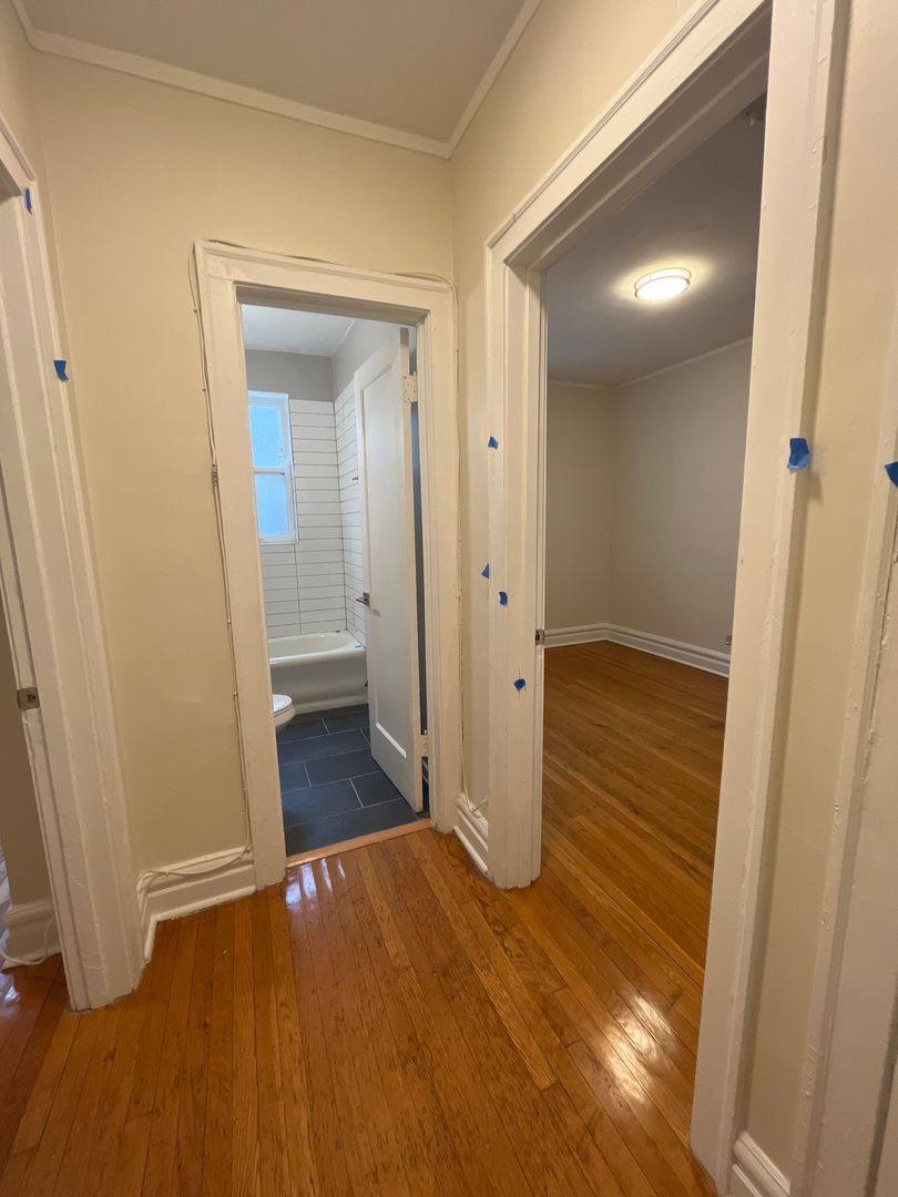 Apartment for rent at 509 Lee St, Evanston, IL 60202