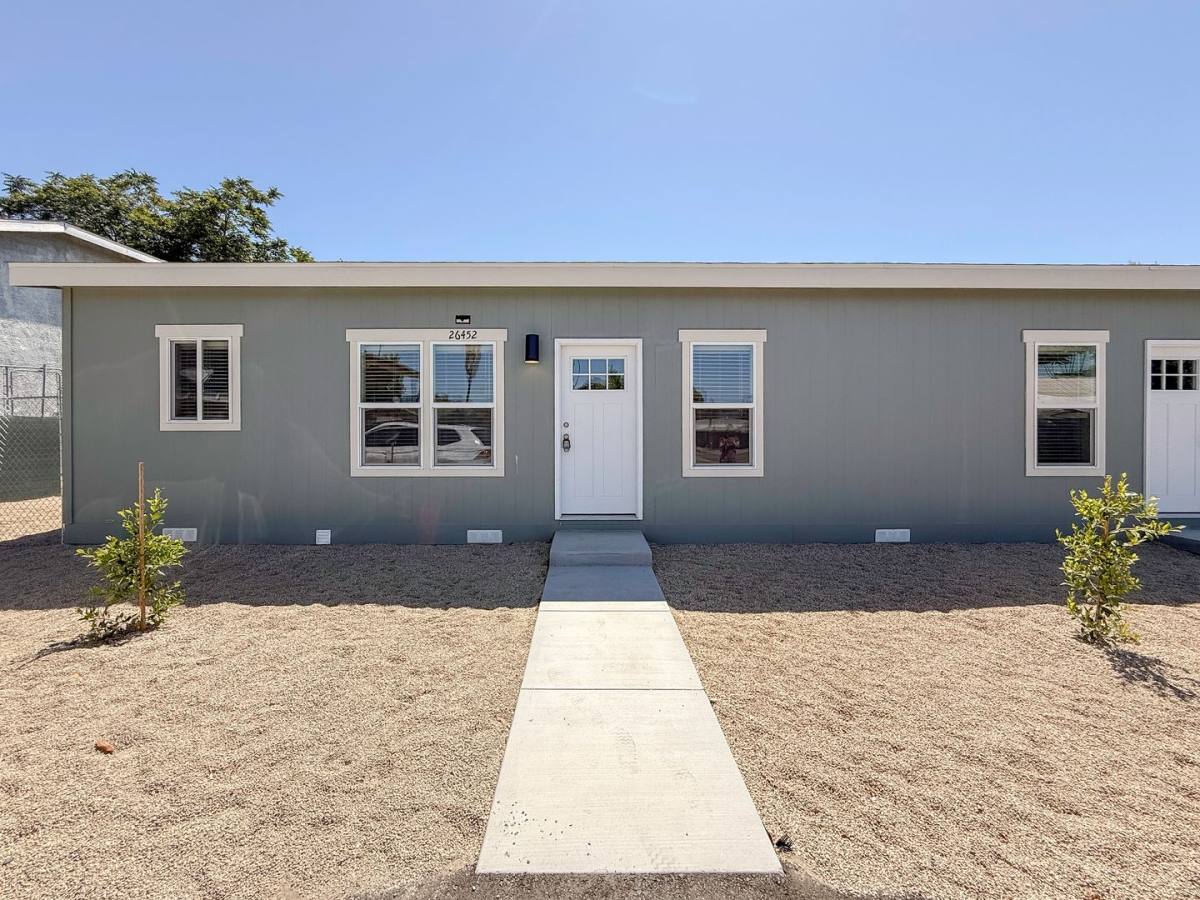 House for rent at 26452 N San Jacinto St, Hemet, CA 92543