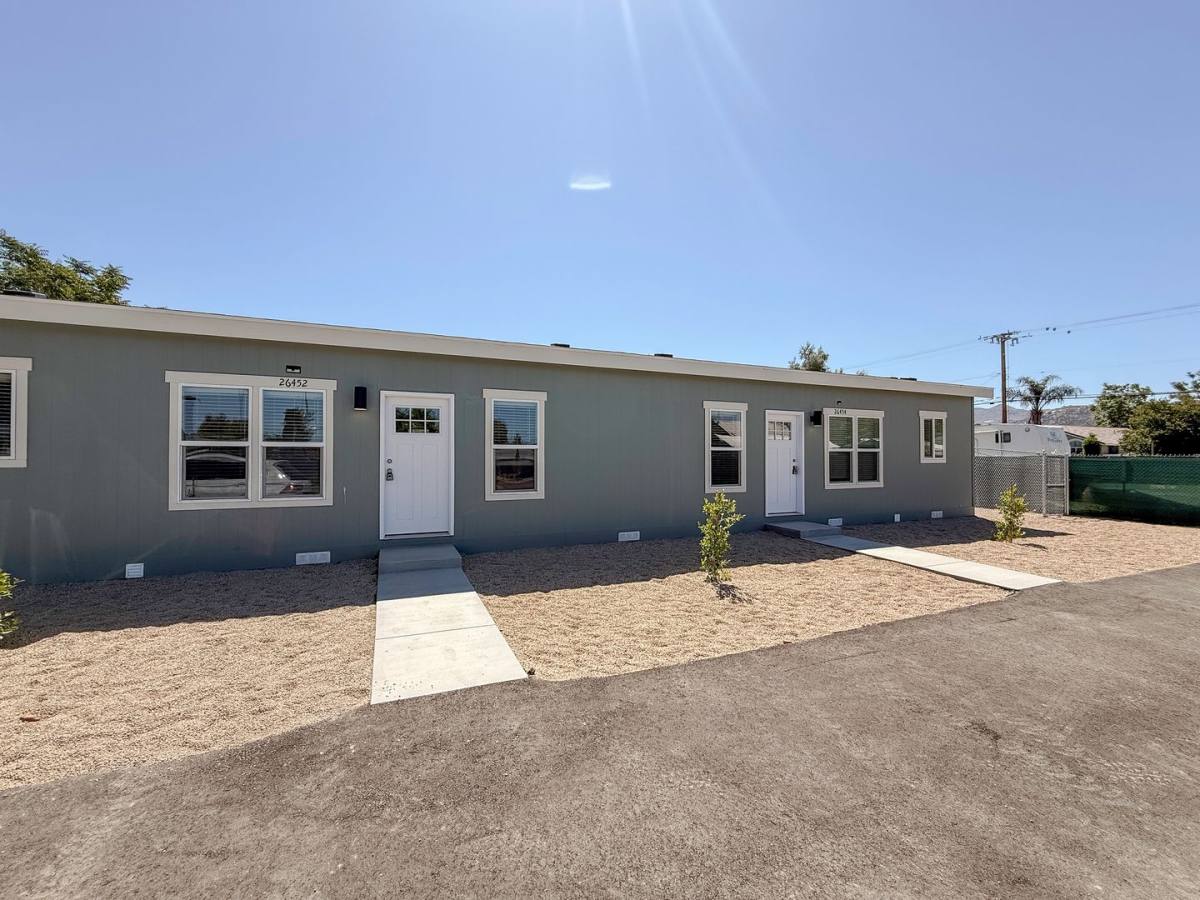 House for rent at 26452 N San Jacinto St, Hemet, CA 92543