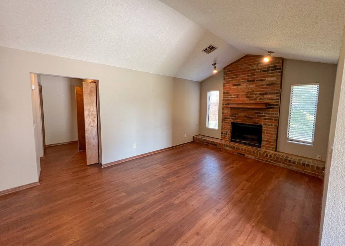 House for rent at 1303 N Fretz Ave, Edmond, OK 73003