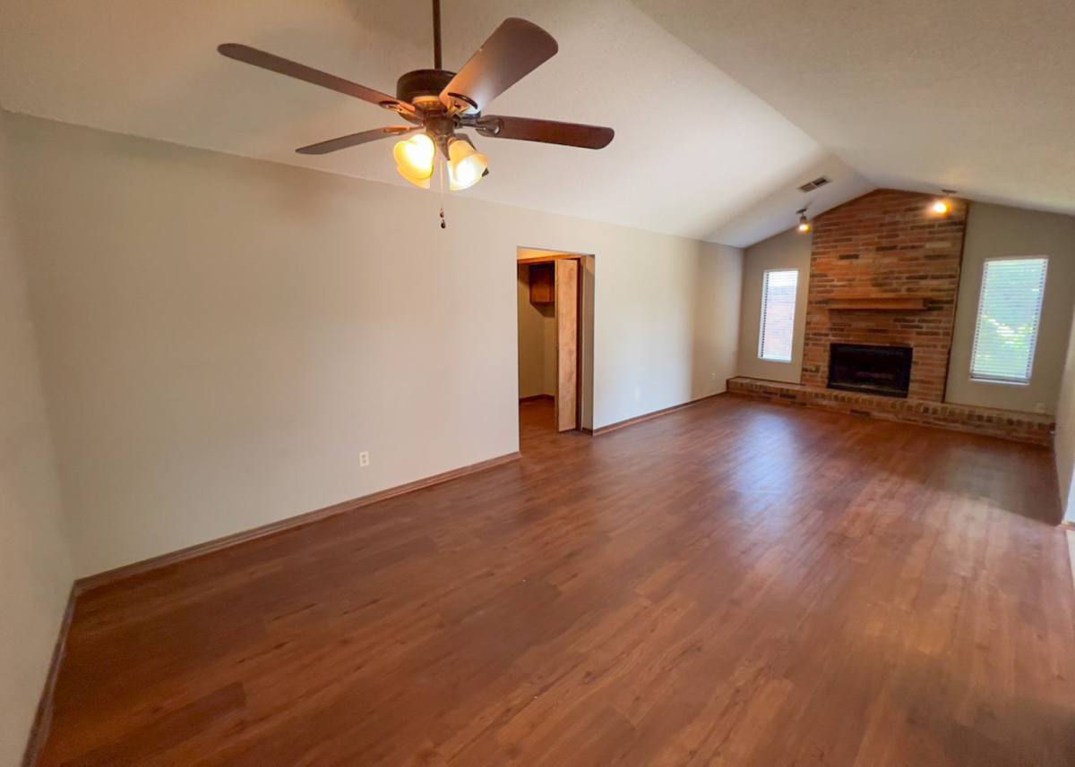 House for rent at 1303 N Fretz Ave, Edmond, OK 73003