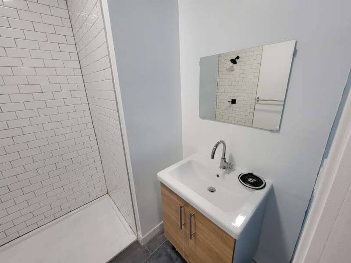 Apartment for rent at 317 Douglas St, Los Angeles, CA 90026