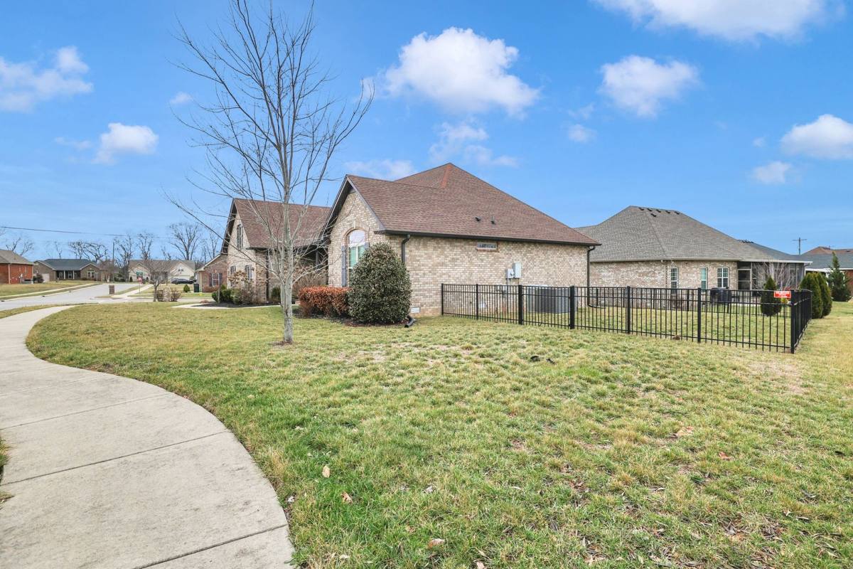 House for rent at 402 Lucy Circle, Gallatin, TN 37066