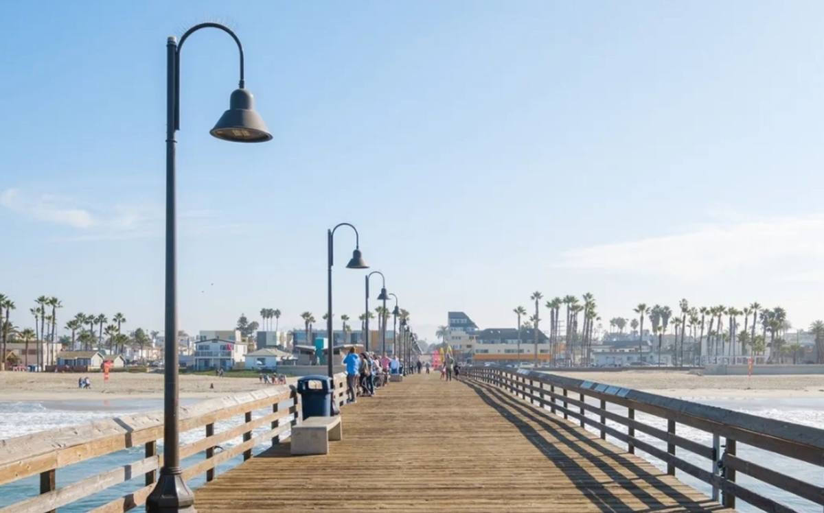 Apartment for rent at 1373-1375 Hemlock St, Imperial Beach, CA 91932