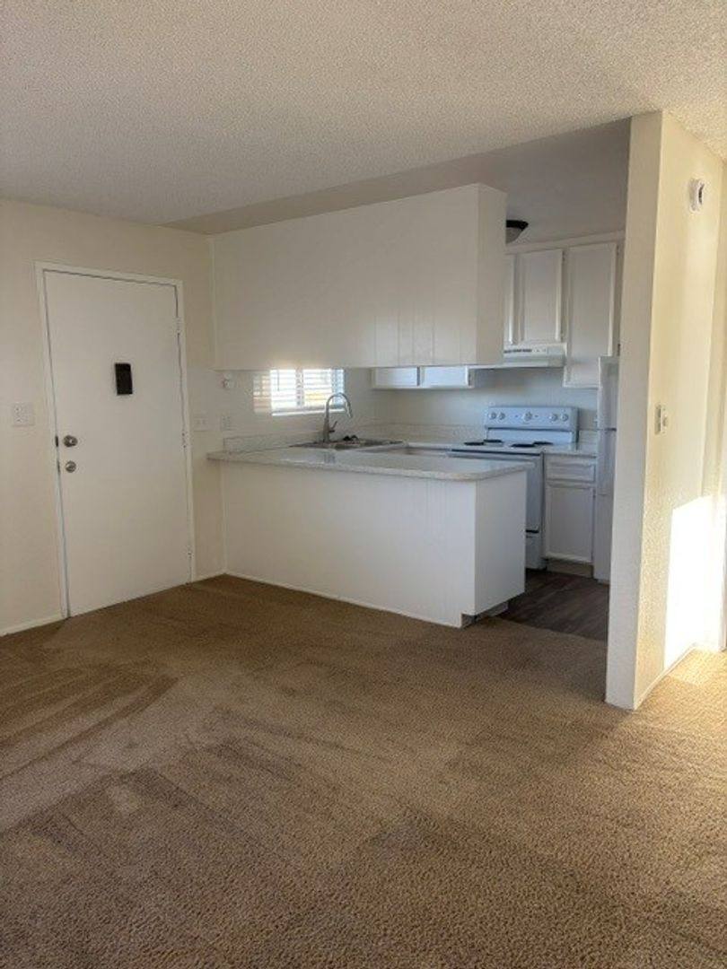 Apartment for rent at 1373-1375 Hemlock St, Imperial Beach, CA 91932
