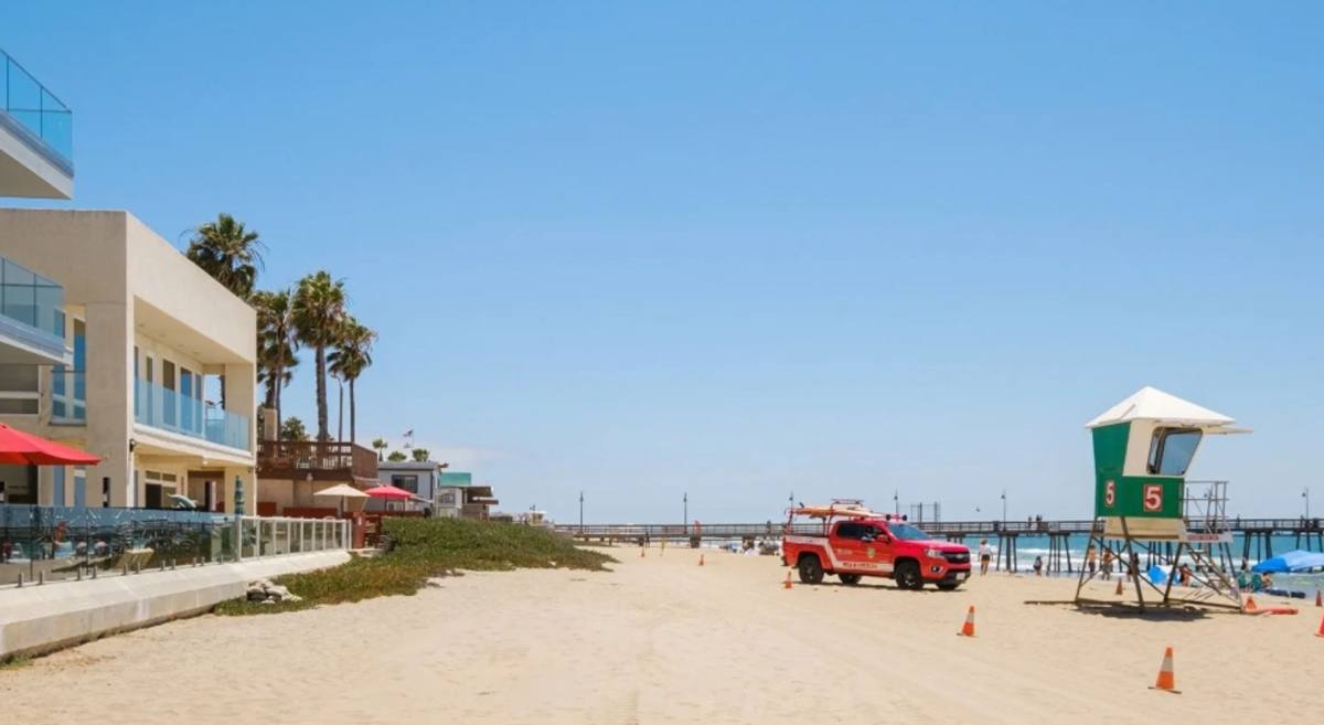 Apartment for rent at 1373-1375 Hemlock St, Imperial Beach, CA 91932