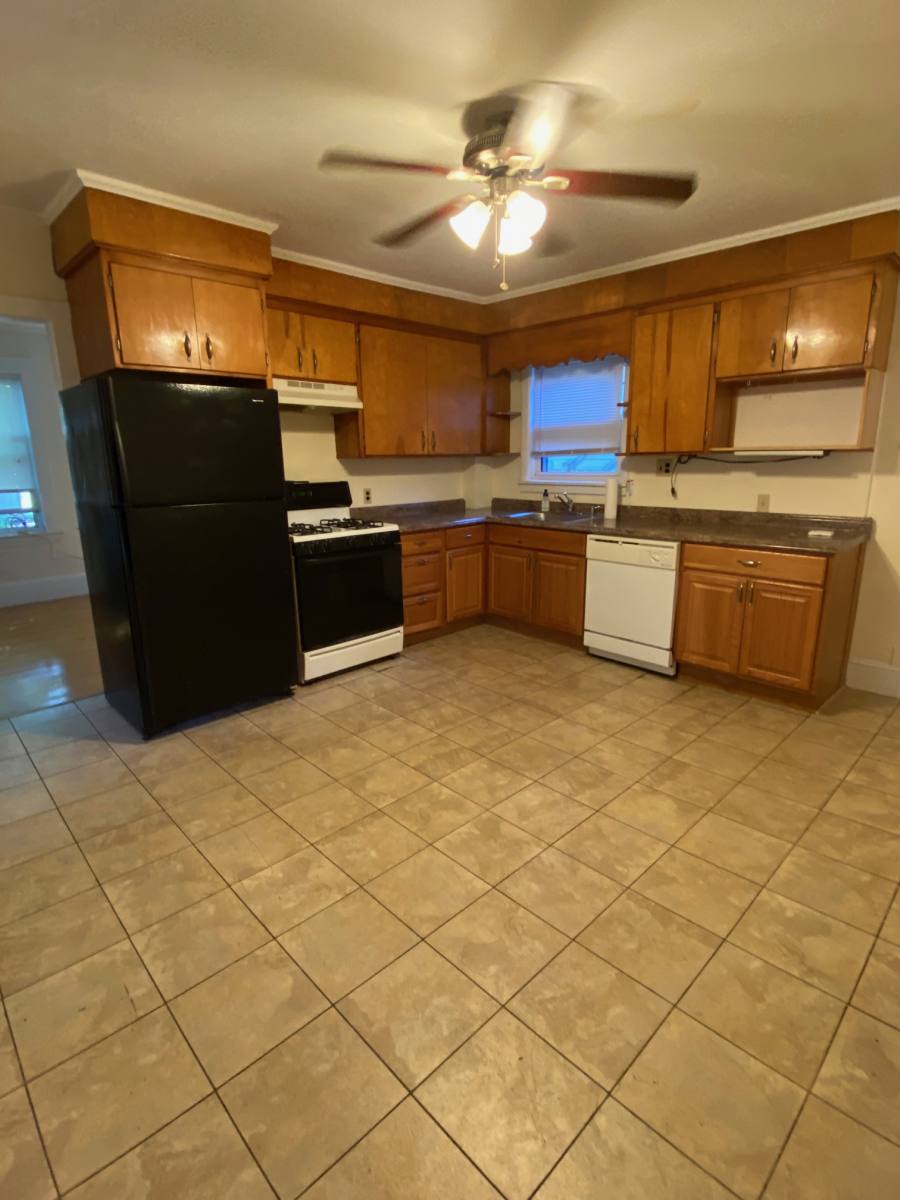 Apartment for rent at 10 Maple St #2, Stoneham, MA 02180