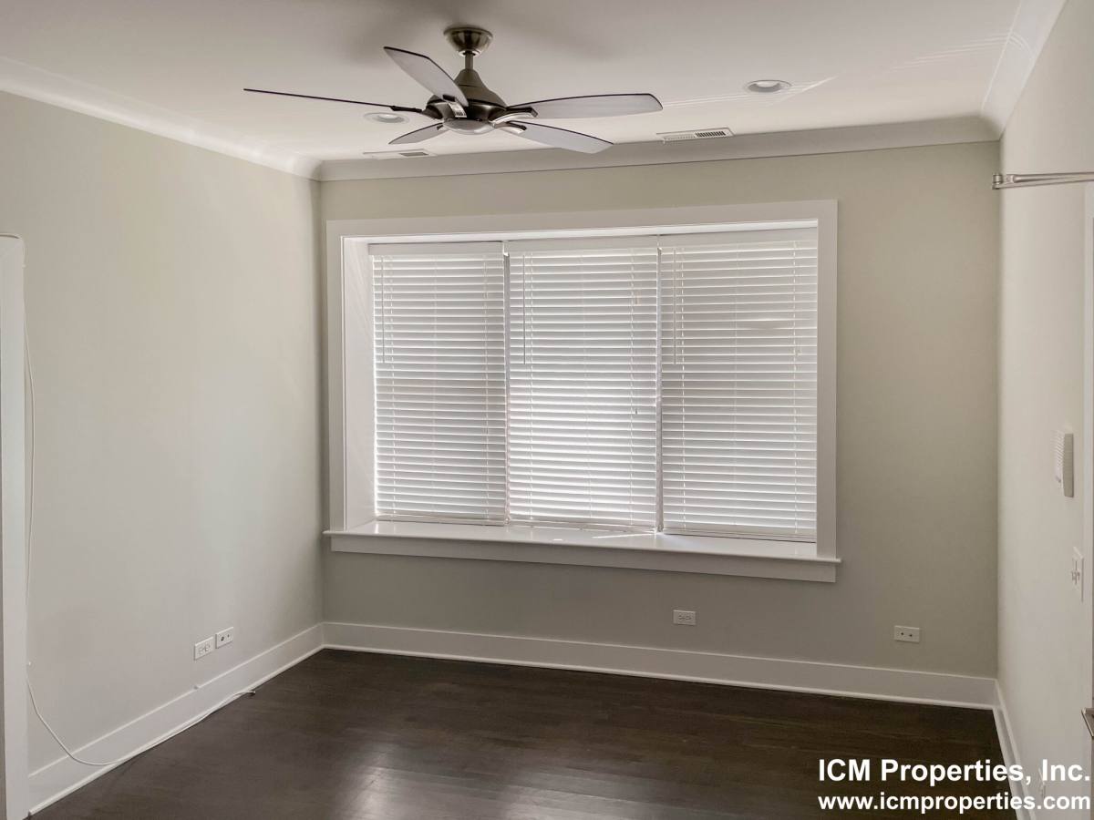 Apartment for rent at 1946 W Nelson St #3E, Chicago, IL 60657