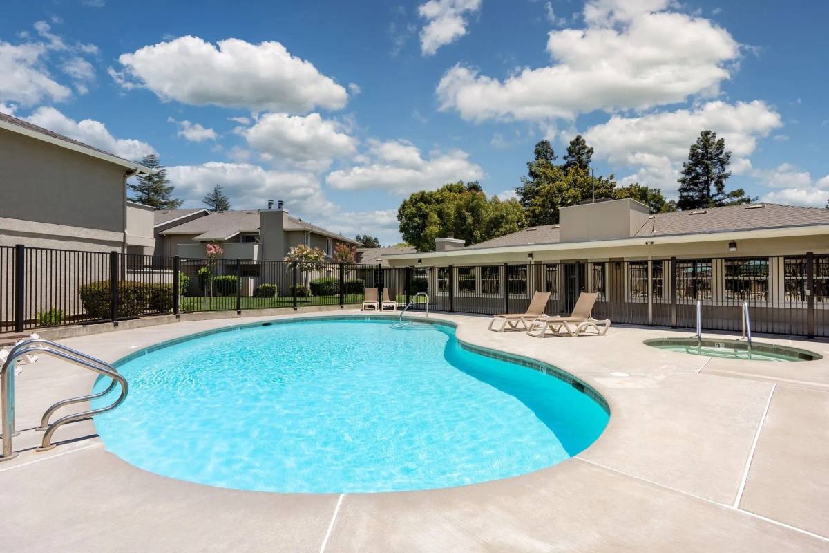 Apartment for rent at 1101 Farmington Dr, Vacaville, CA 95687