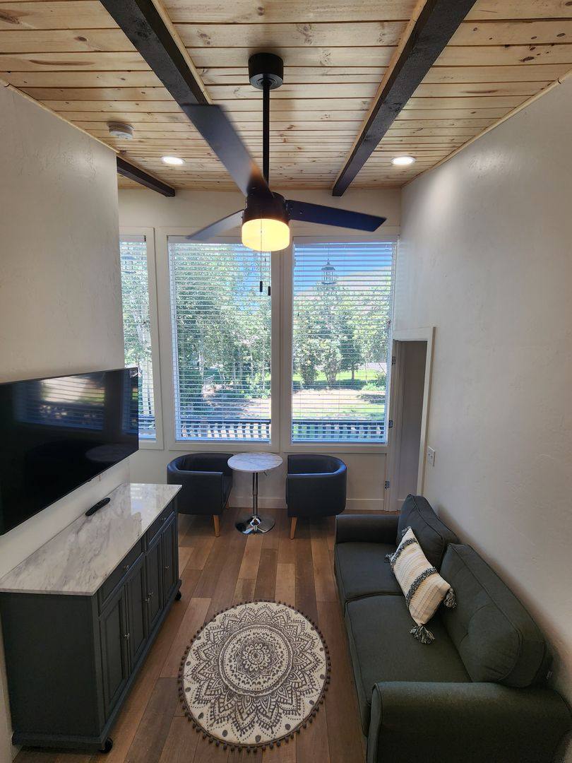 Apartment for rent at 136 E 200 N, Farmington, UT 84025