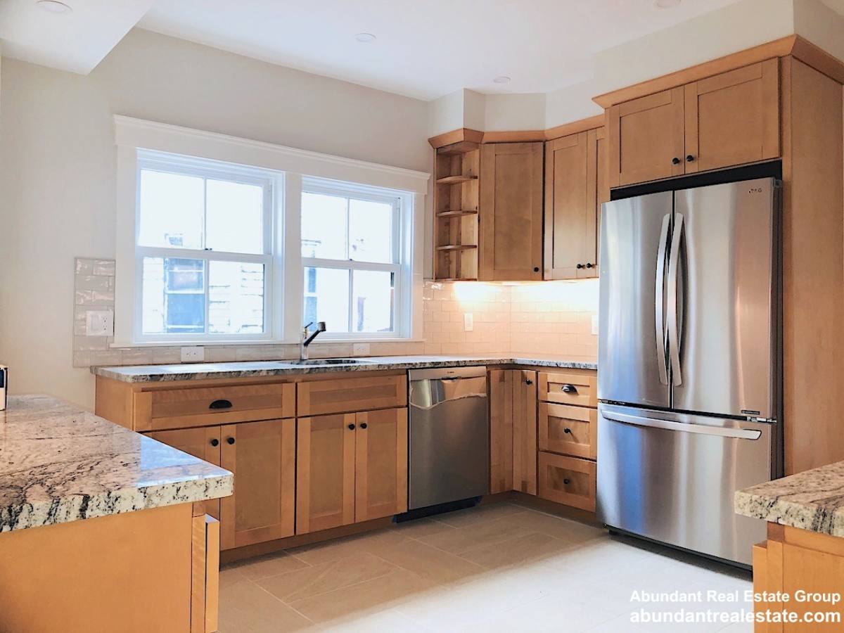 Townhouse for rent at 19 Creighton St, Cambridge, MA 02140