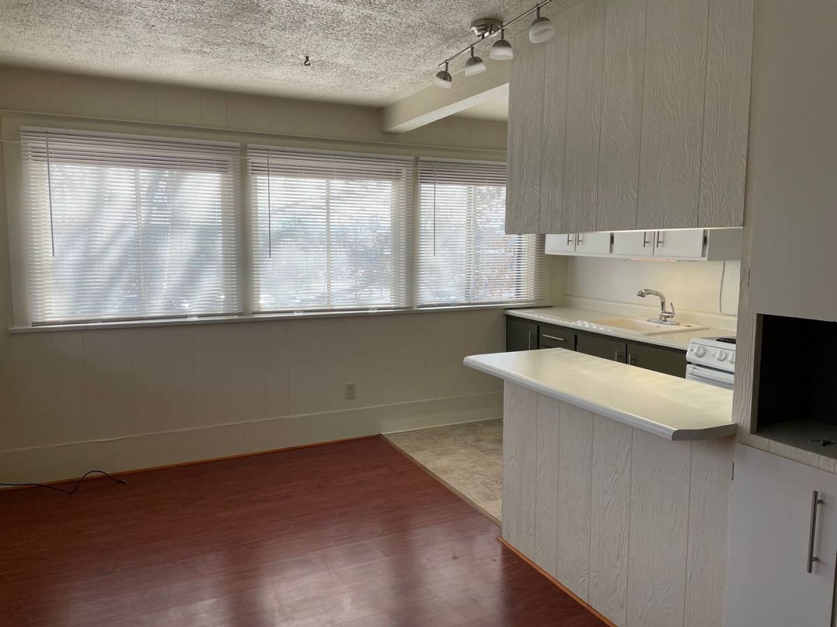 Apartment for rent at 303 NE D St, Grants Pass, OR 97526