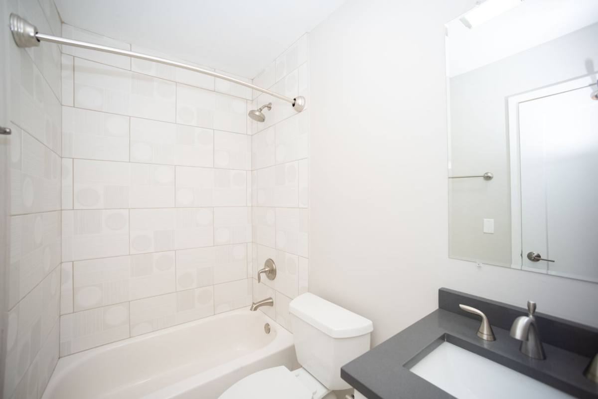 Townhouse for rent at 700-738 Green Bay Rd, Winnetka, IL 60093