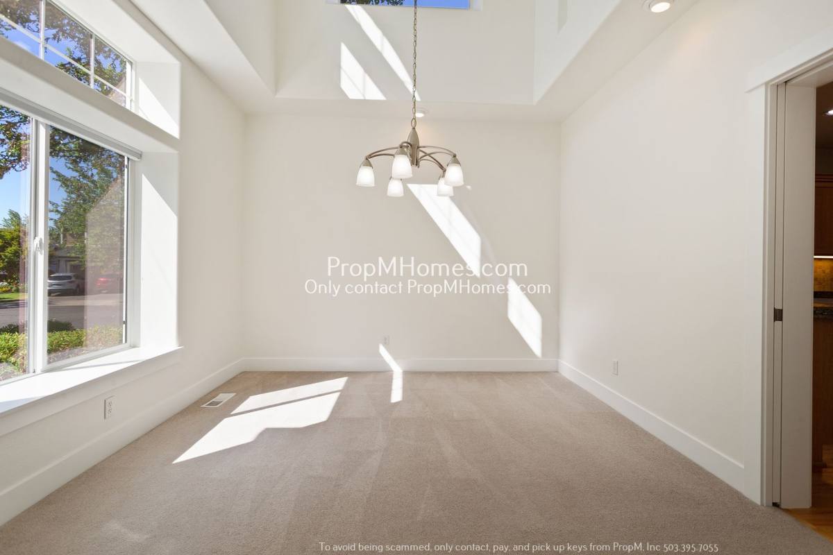 House for rent at 340 SW Delta Dr, Beaverton, OR 97006