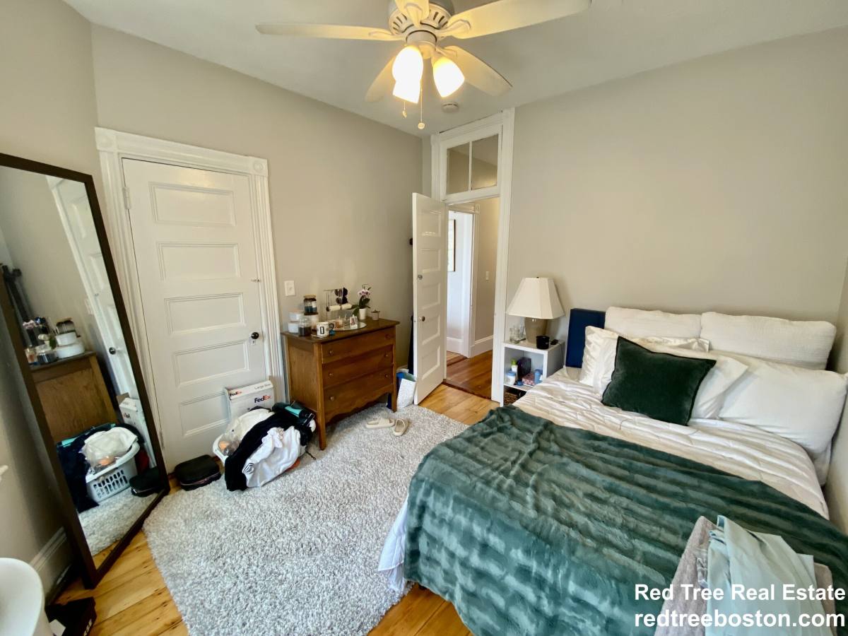 House for rent at 27 Hurd Rd #5, Brookline, MA 02445
