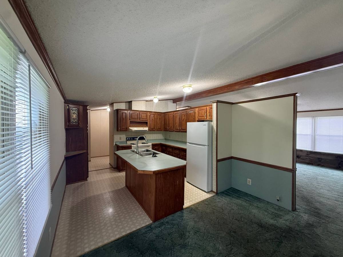 House for rent at 411 W 1st St, Eldon, MO 65026