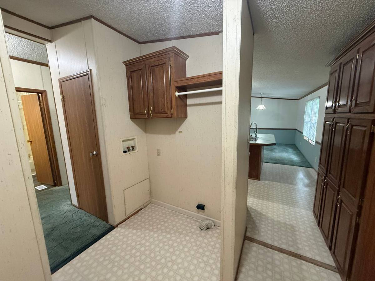 House for rent at 411 W 1st St, Eldon, MO 65026
