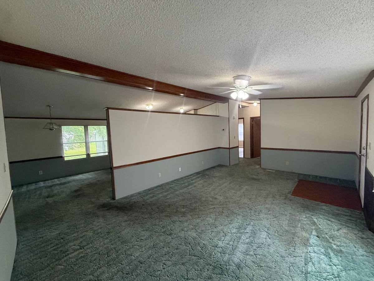 House for rent at 411 W 1st St, Eldon, MO 65026