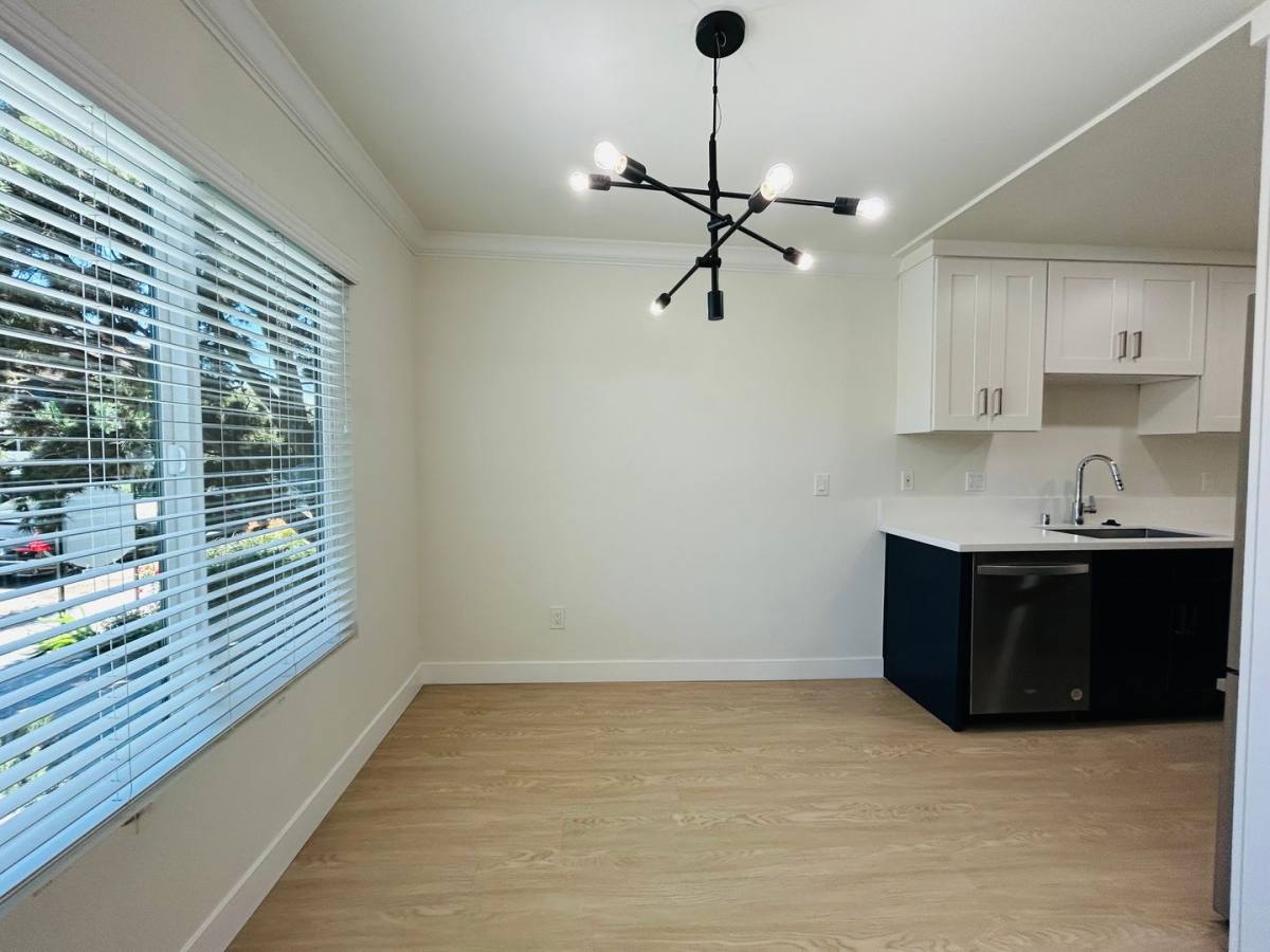 Apartment for rent at 3516 Jasmine Ave, Los Angeles, CA 90034